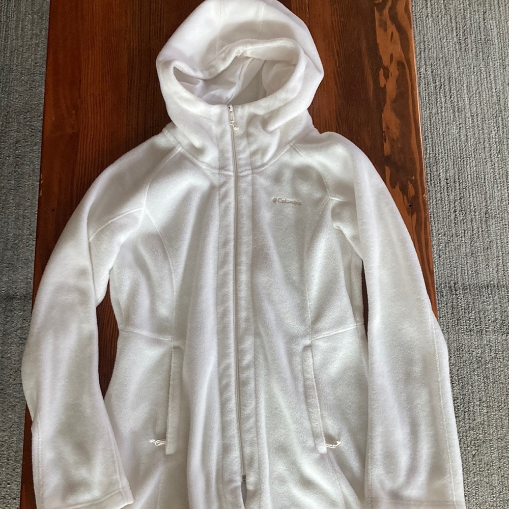 Women’s White Size Medium Columbia Hooded Fleece Jacket